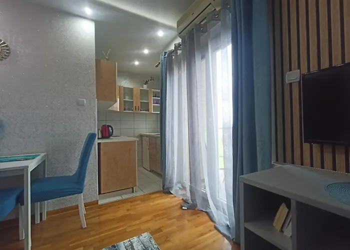 아파트 Emilija 소코 반자